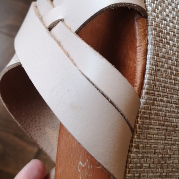 Woven leather platform sandals with leather insole - Picture 13 of 15